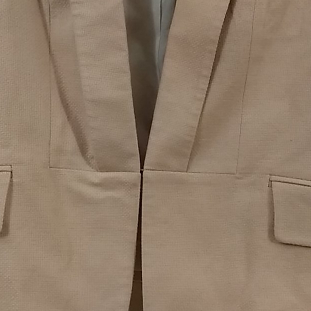 Blazer - Picture 2 of 5